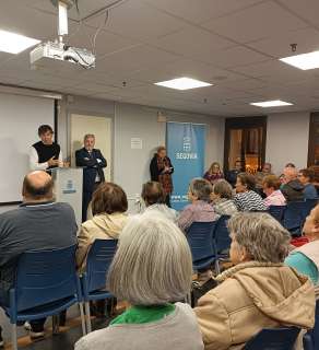 Reunión vecinos de San Millán entornos rehabilitación programada