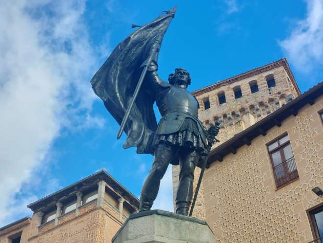 Estatua de Juan Bravo